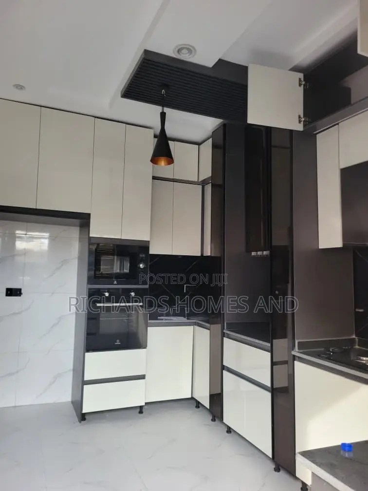 2bdrm Apartment in Igbo-efon for rent in Igbo-efon