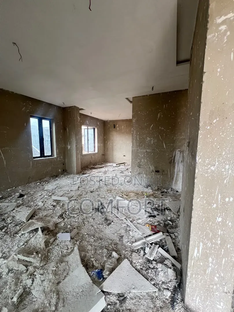 Furnished 4bdrm Duplex in Kado Estates for sale in Kado