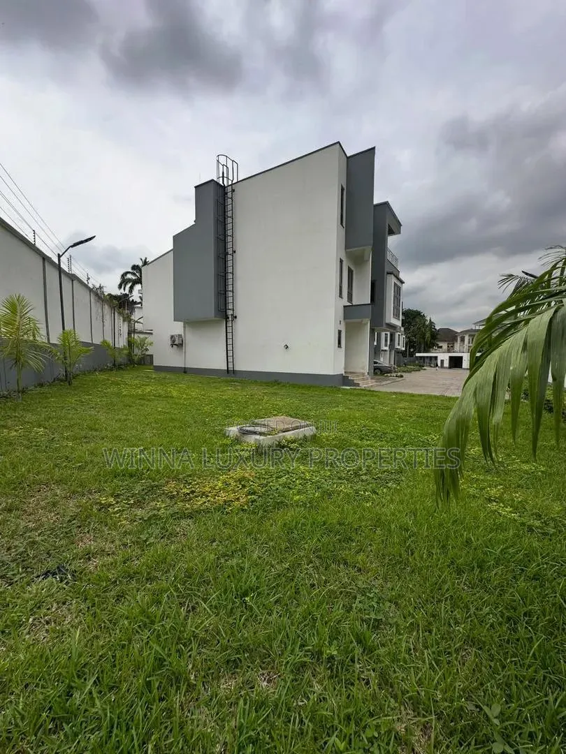 5bdrm Townhouse/Terrace in Wuse for sale in Wuse 2