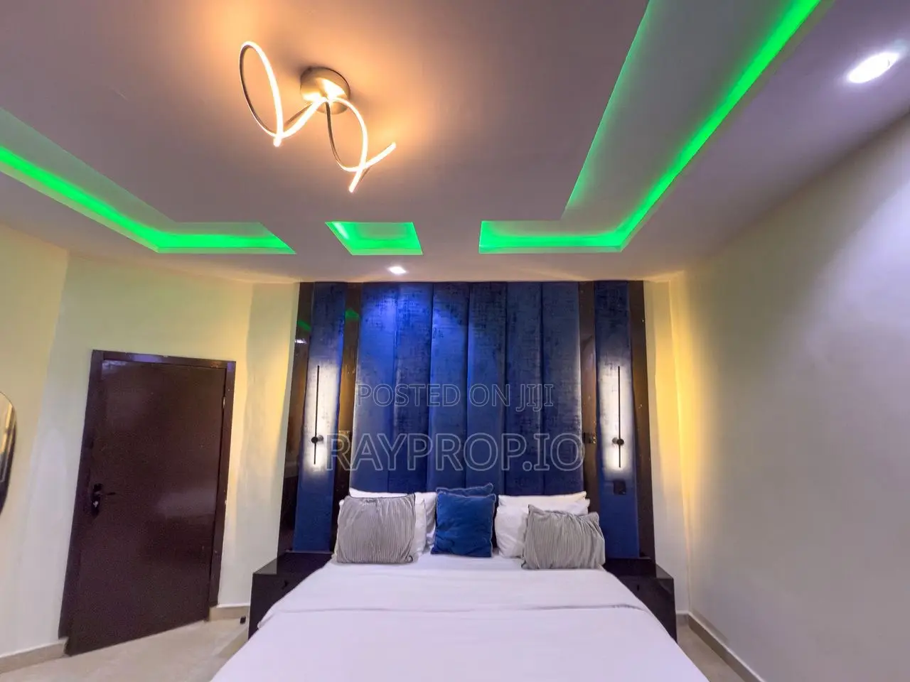 2 Bedroom Shortlet in Magodo in GRA Phase 2 Shangisha