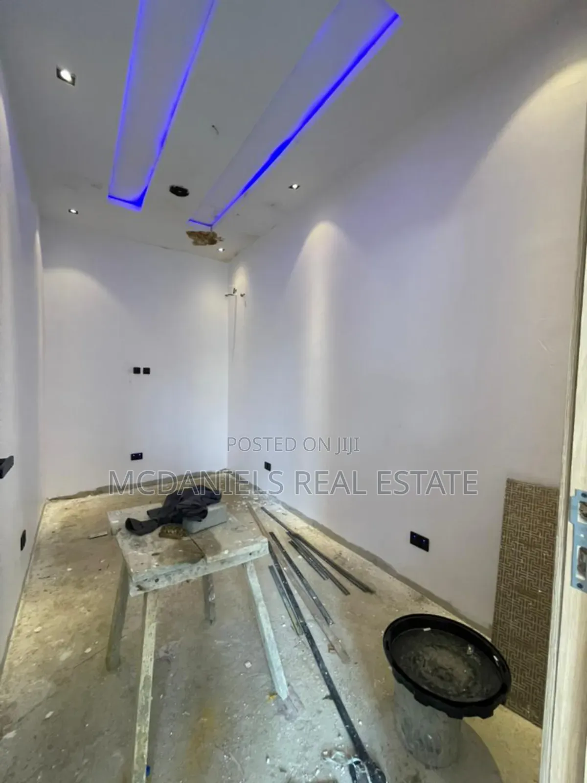 5bdrm Duplex in Lekki Expressway for sale in Lekki Expressway