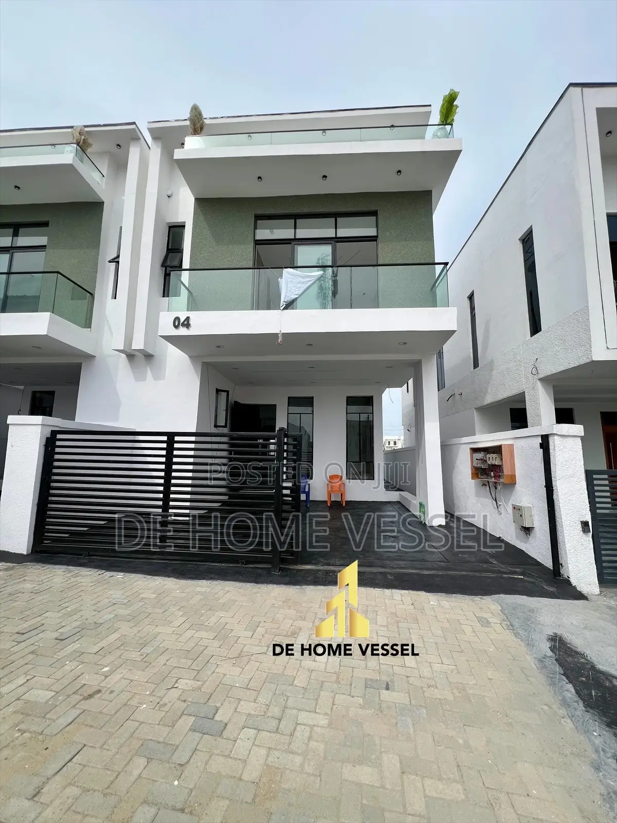 2bdrm Duplex in Ikota for sale in Ikota