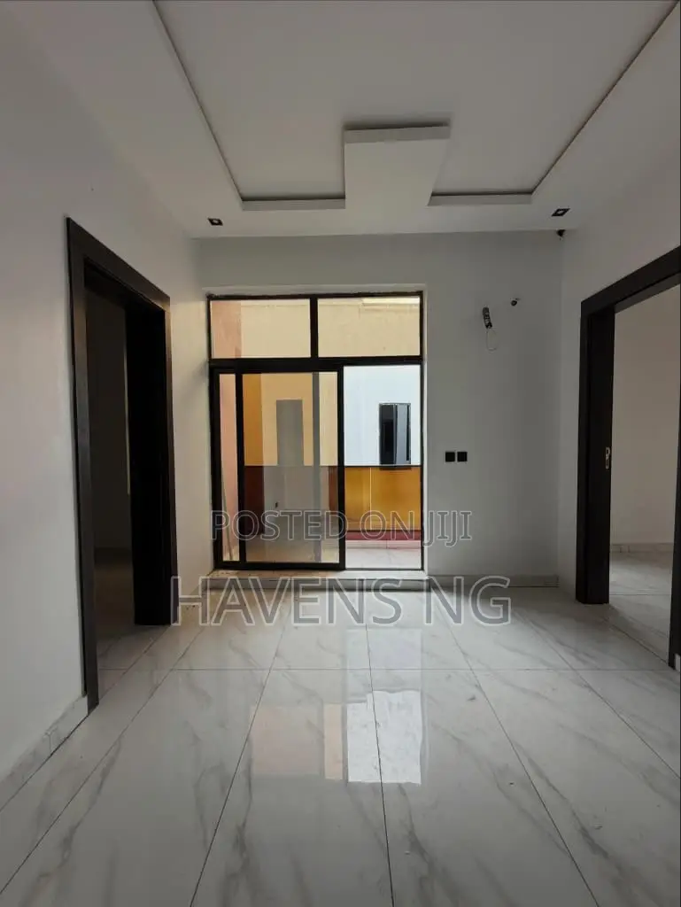 4bdrm Duplex in Sangotedo for sale in Sangotedo