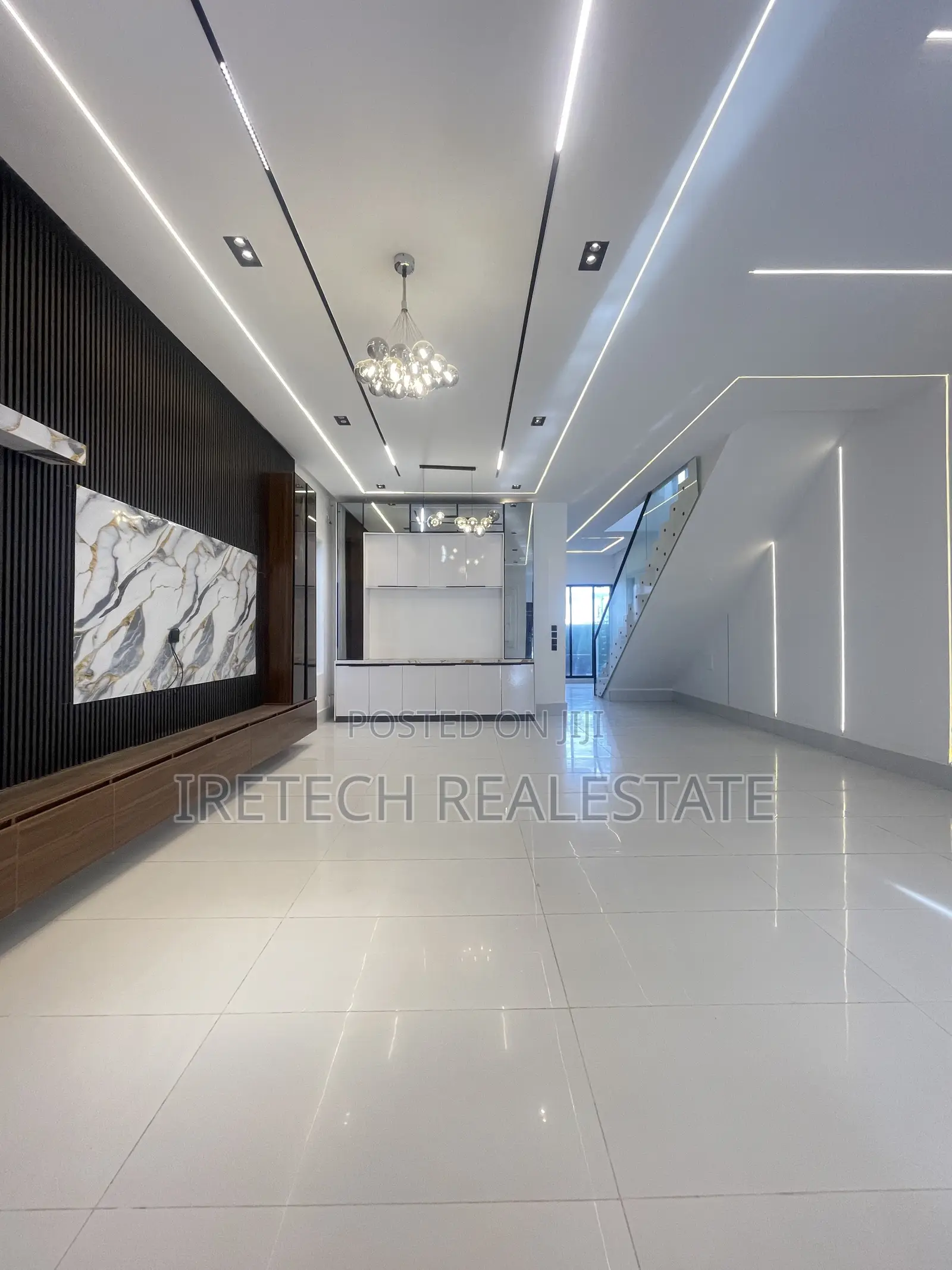 5bdrm Duplex in Ajah In A Gated for sale in Ado / Ajah