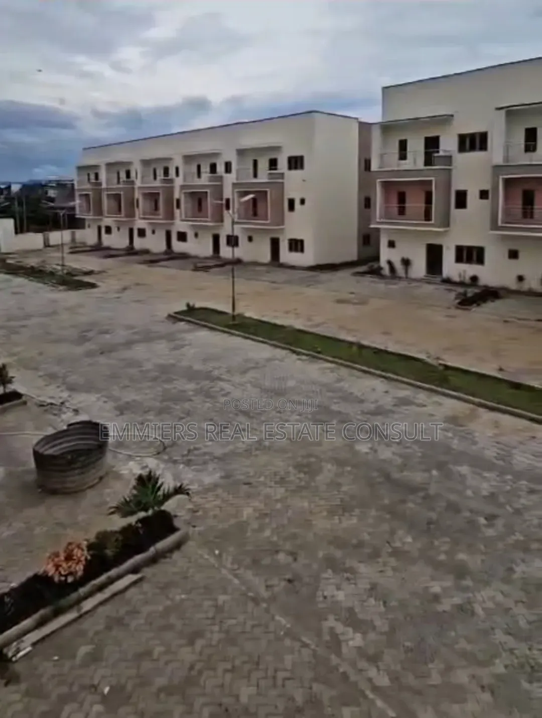 4bdrm Duplex in Katampe (Main) for sale in Katampe (Main)