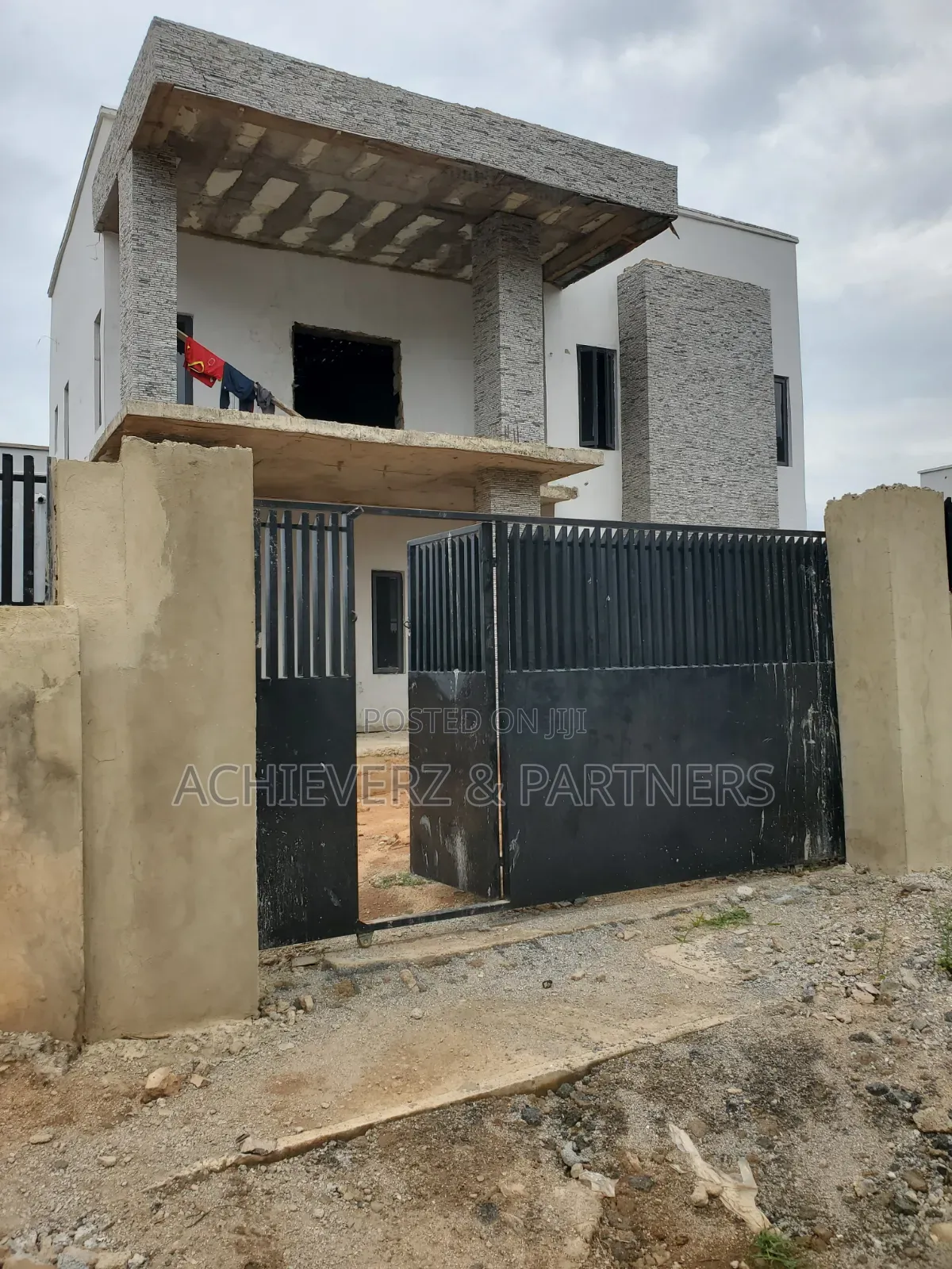 5bdrm Duplex in Katampe Extension for sale in Katampe Extension