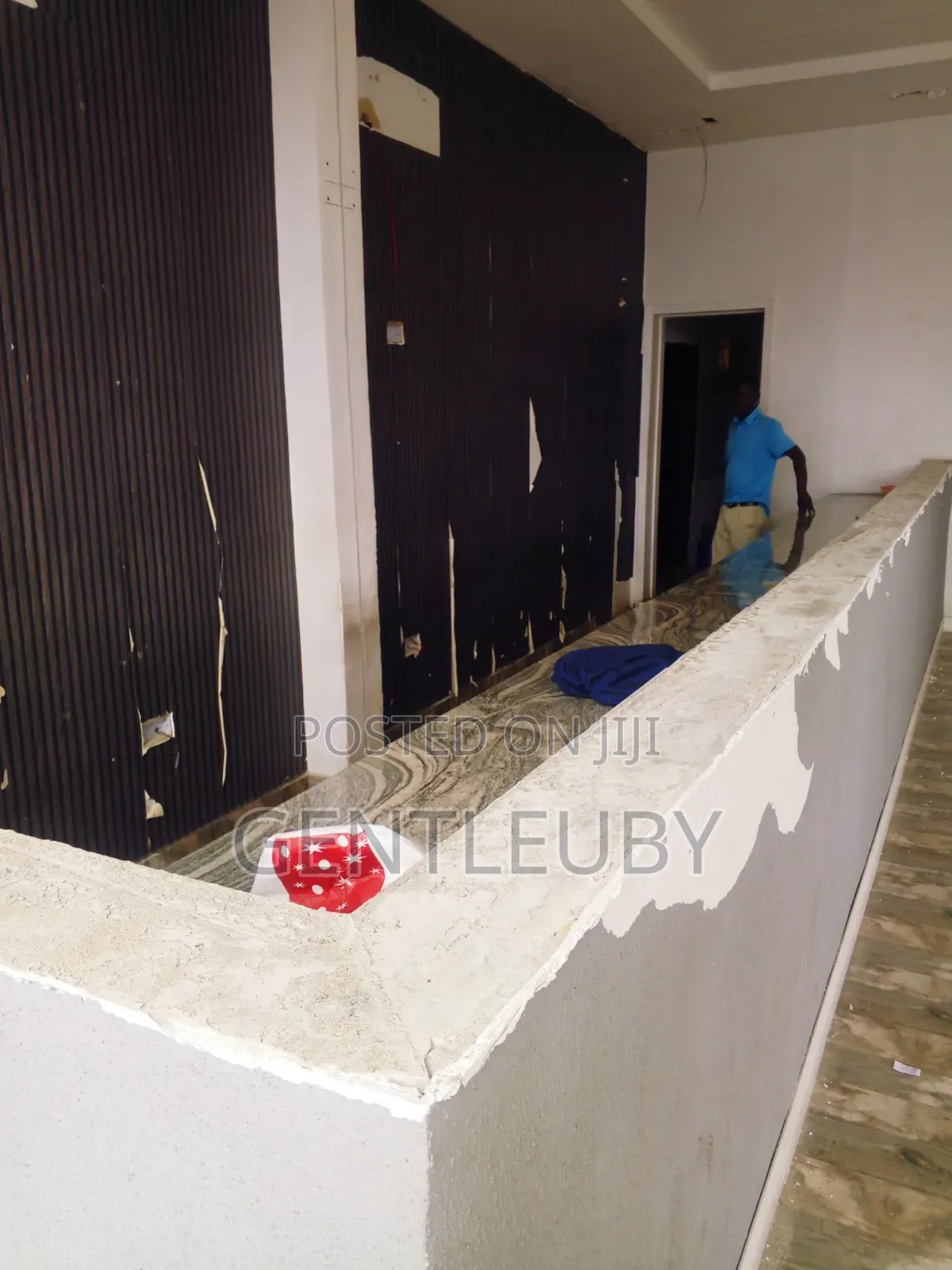 A 120 SQM Space for Rent, Lekki Phase.1 in Lekki Phase 1