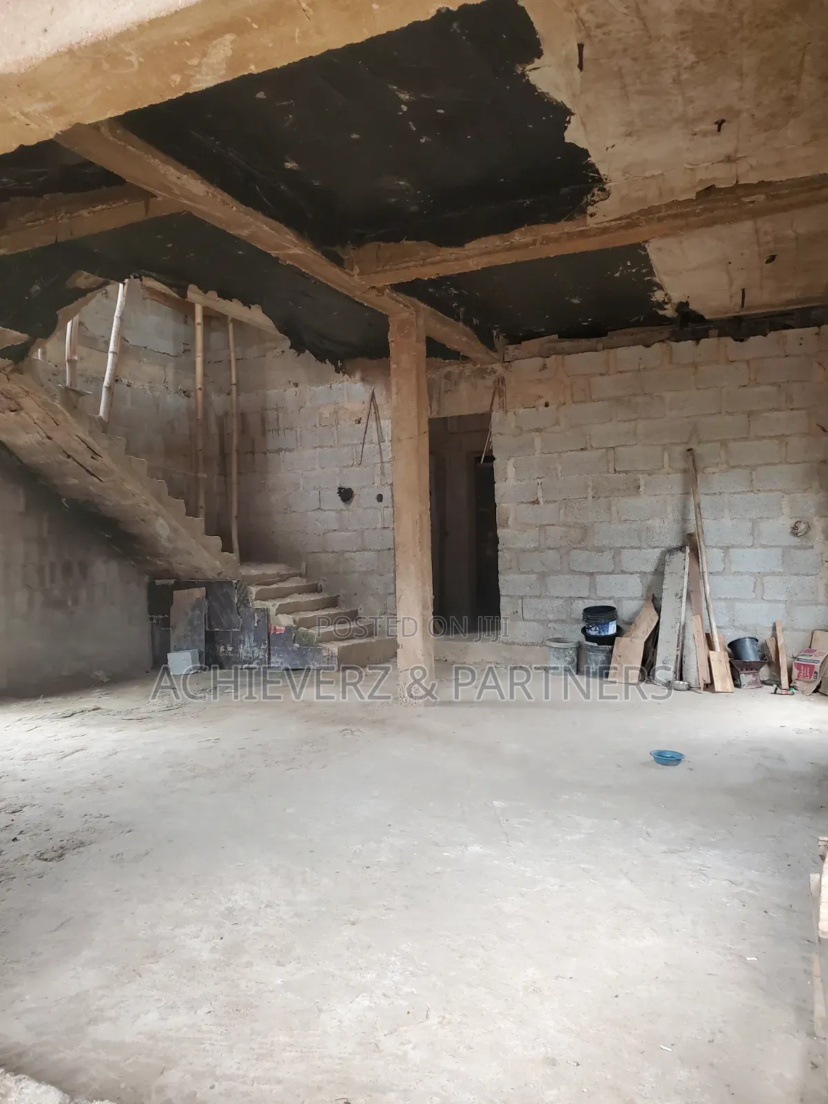 5bdrm Duplex In Katampe Extension For Sale in Katampe Extension