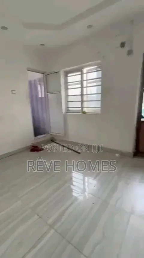Mini Flat in Akoka for rent in Akoka