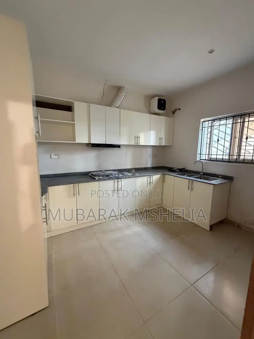 3bdrm Apartment in Life Camp for sale in Life Camp