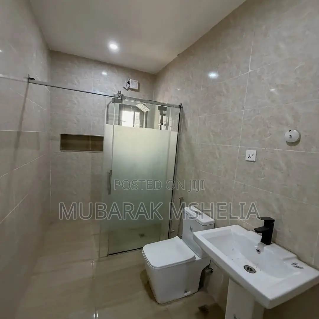 4bdrm Duplex in Jahi for sale in Jahi