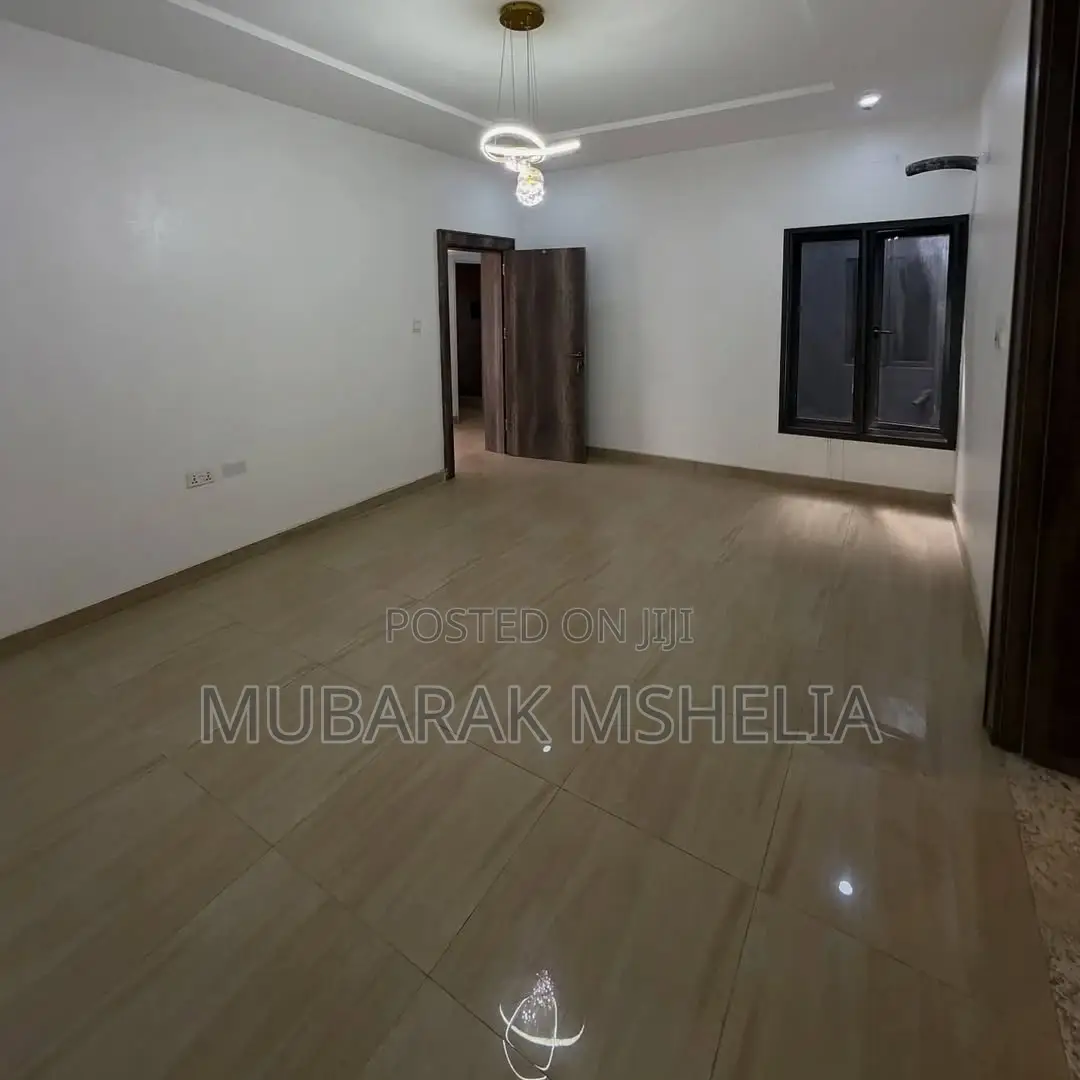 4bdrm Duplex in Jahi for sale in Jahi