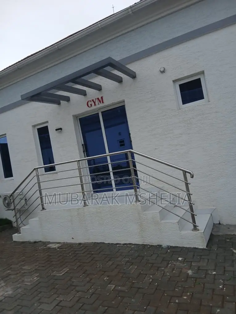 Furnished 5bdrm Bungalow in Kaura for sale in Kaura