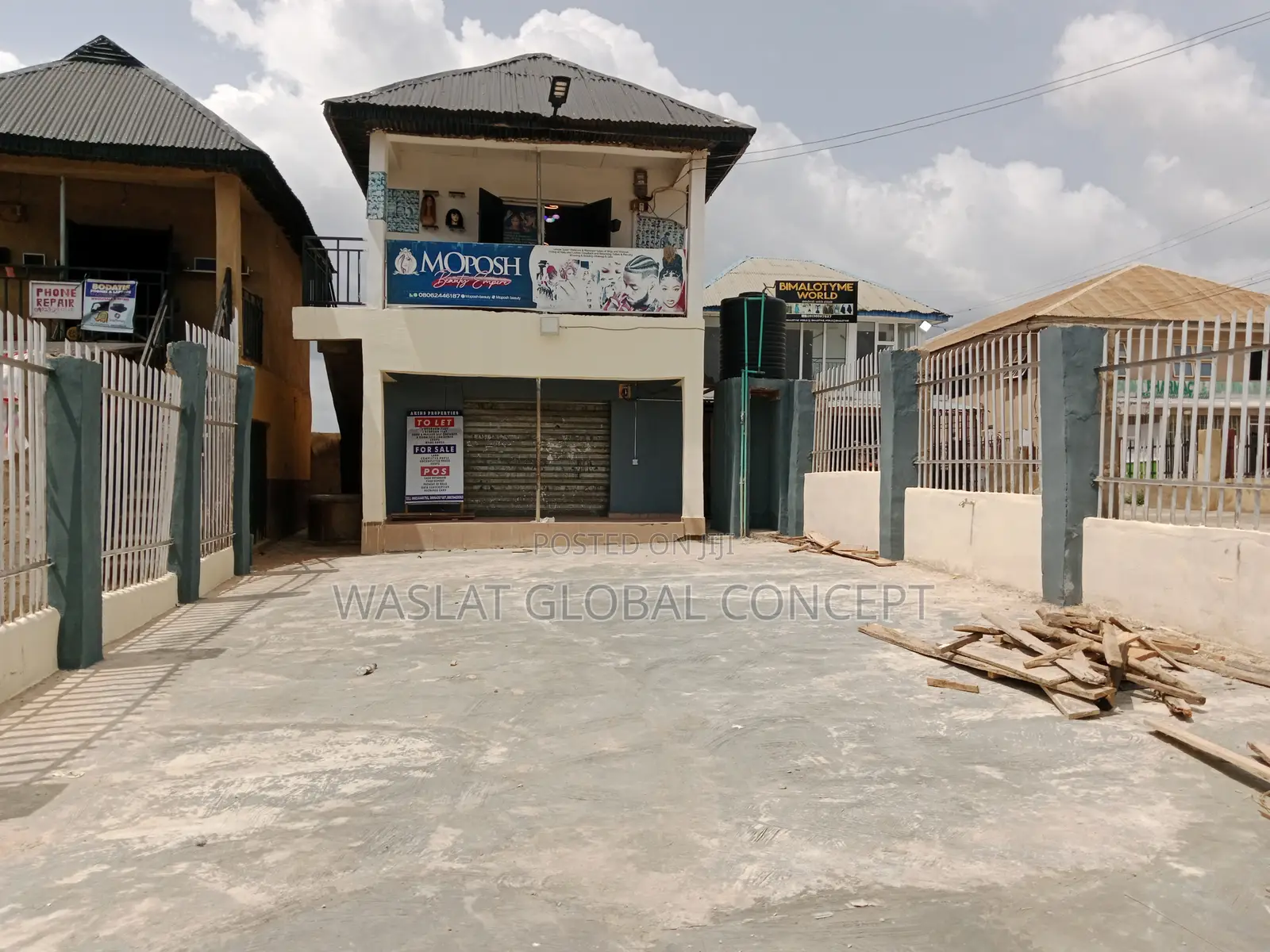 Big Shop Facing Main Road at Ilesa Garage Roundabout, Osogbo in Osogbo