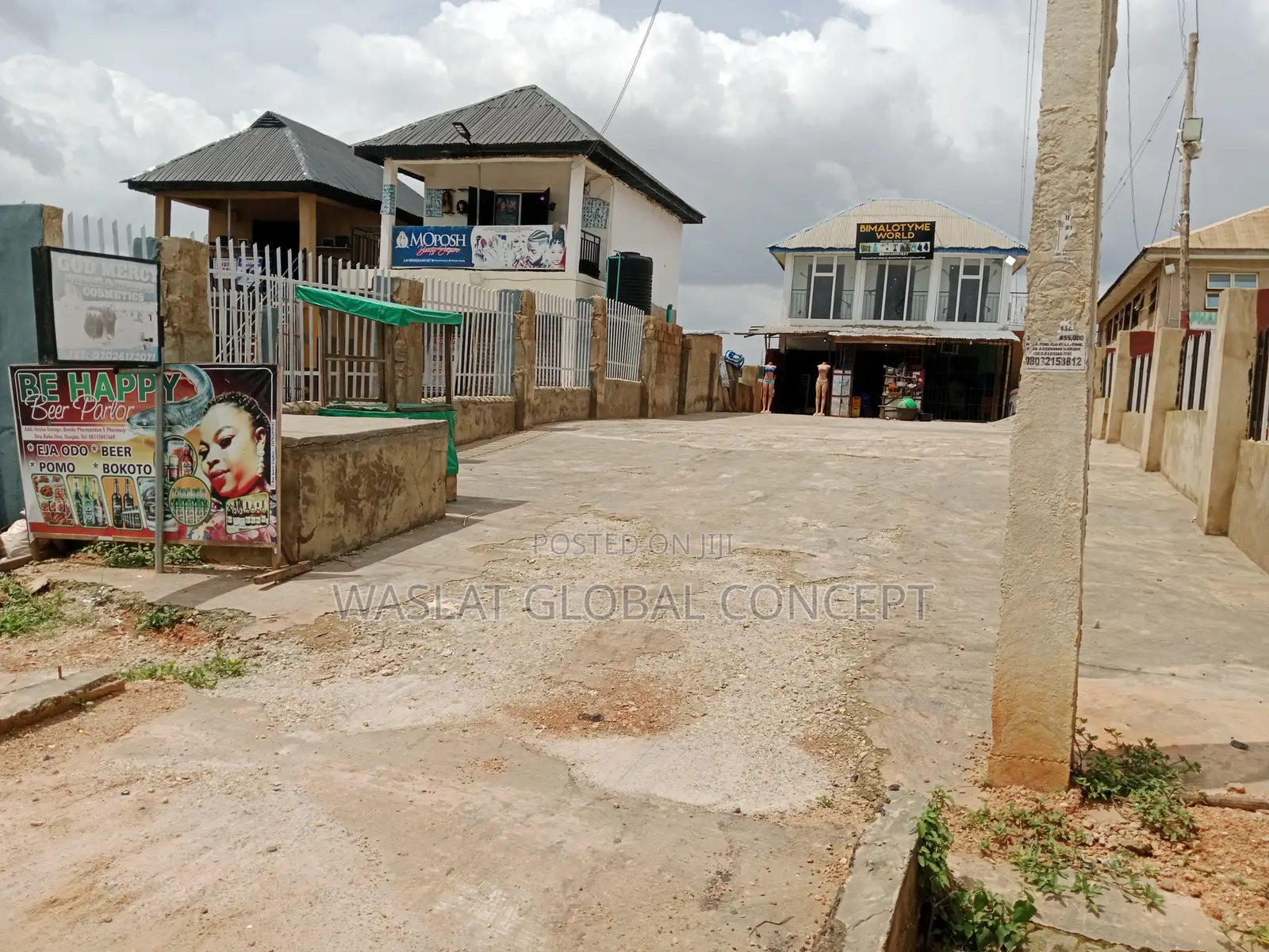 Big Shop Facing Main Road at Ilesa Garage Roundabout, Osogbo in Osogbo
