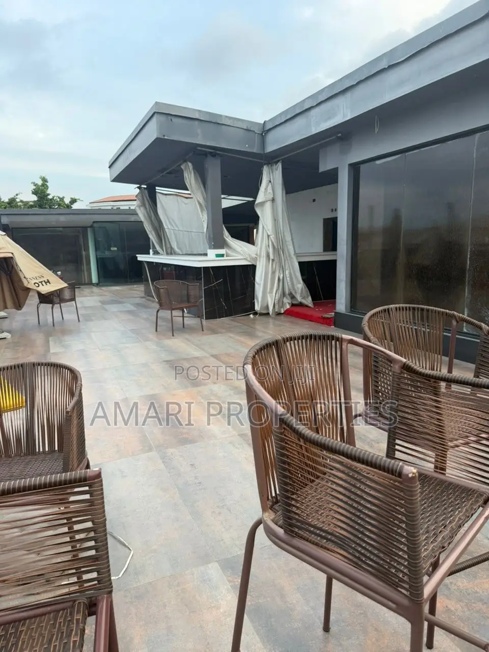 Restaurant and Lounge in Victoria Island