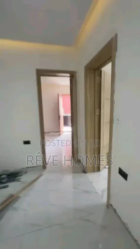 Furnished 2bdrm Apartment in Fola Agoro for rent in Fola Agoro