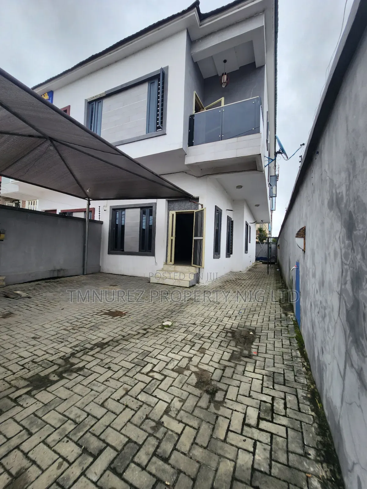 3bedroom Duplex With a Big Room Bq Osapa Axis Agungi in Osapa london