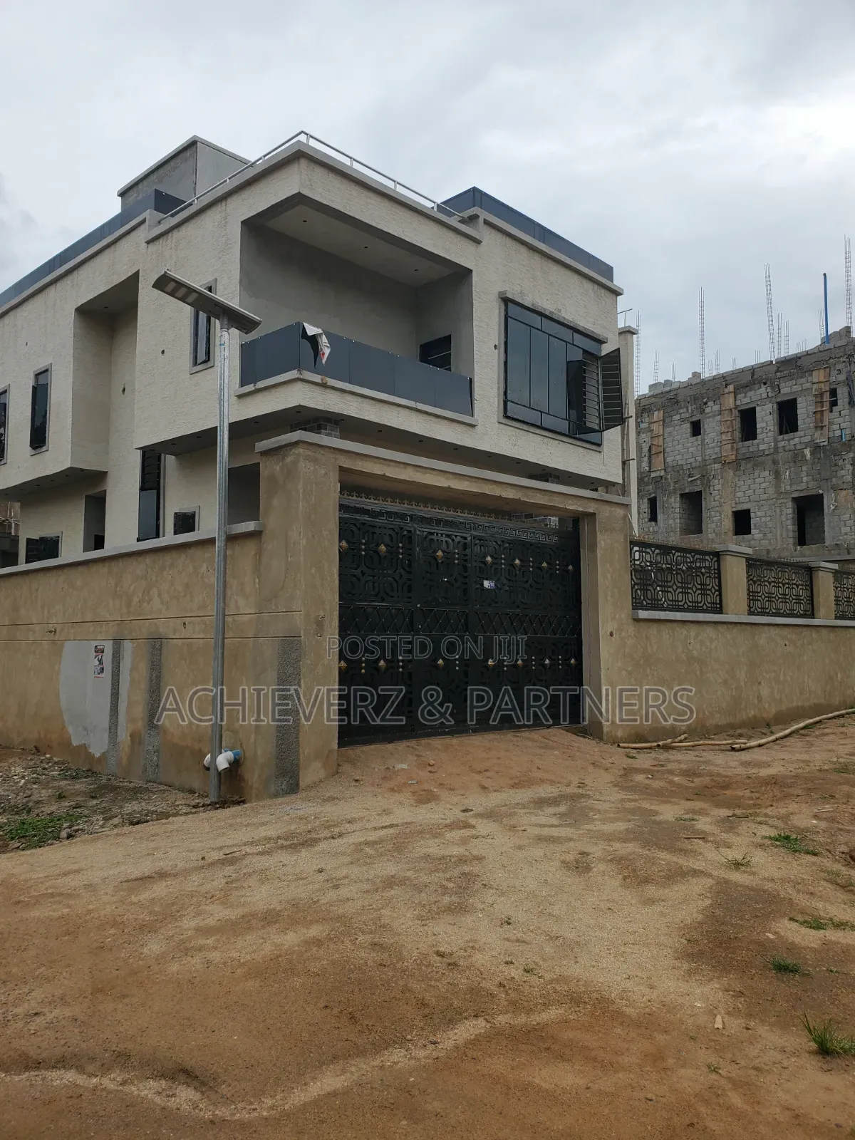 5bdrm Duplex in Katampe Extension for sale in Katampe Extension