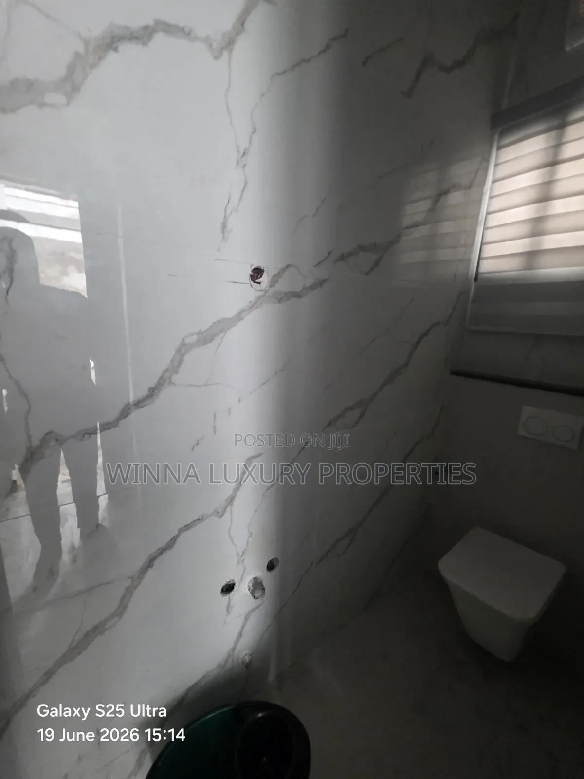 Furnished 6bdrm Duplex in Jahi Gilmor for sale in Jahi