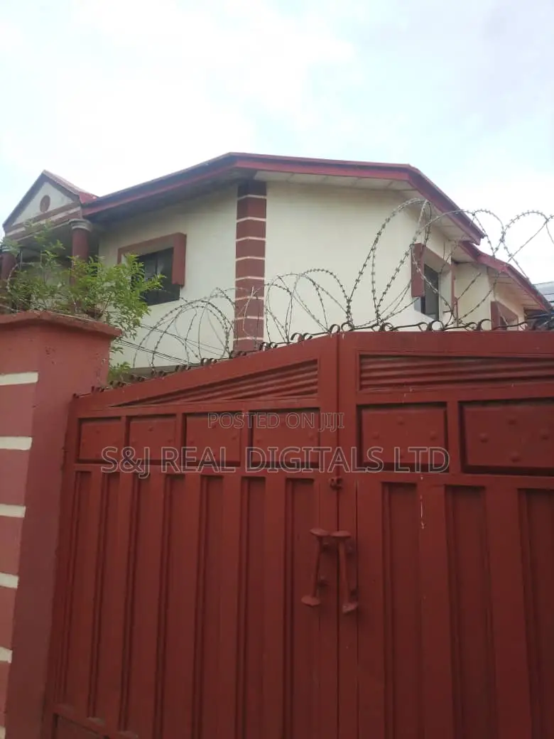 9bdrm Duplex in Mabushi for sale in Mabushi