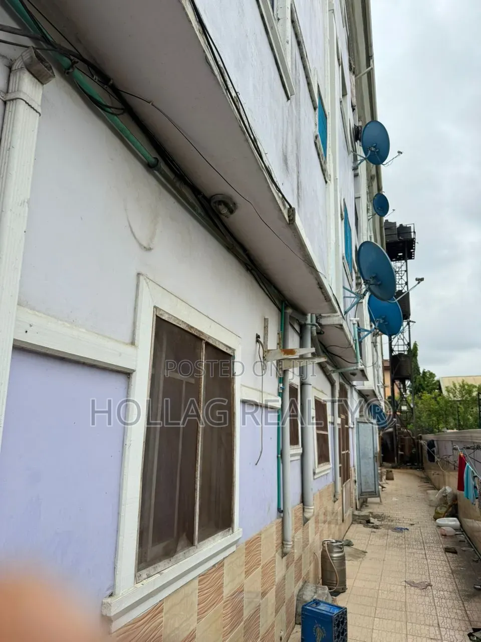 3bdrm Block of Flats in Ago Palace for sale in Ago Palace
