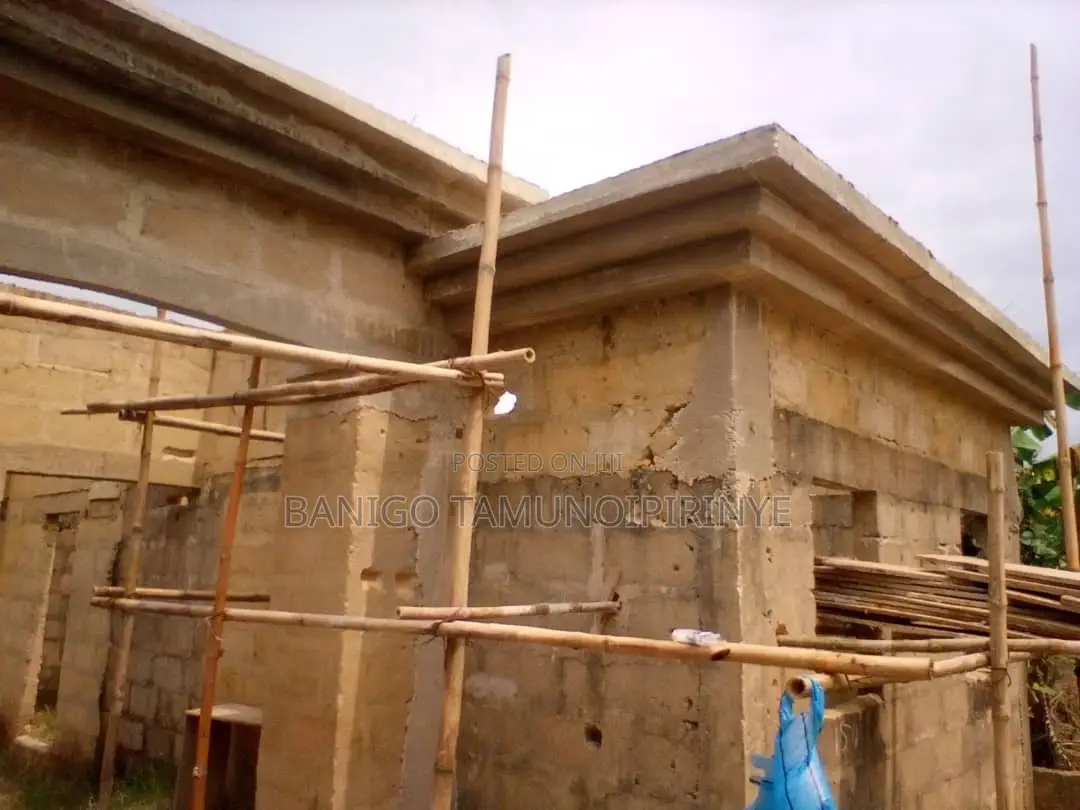 3bdrm Bungalow in Spring Road, Uyo for sale in Uyo