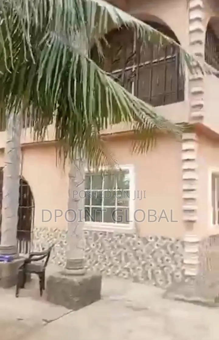 6bdrm Duplex in Peace Estate, Baruwa for sale in Baruwa