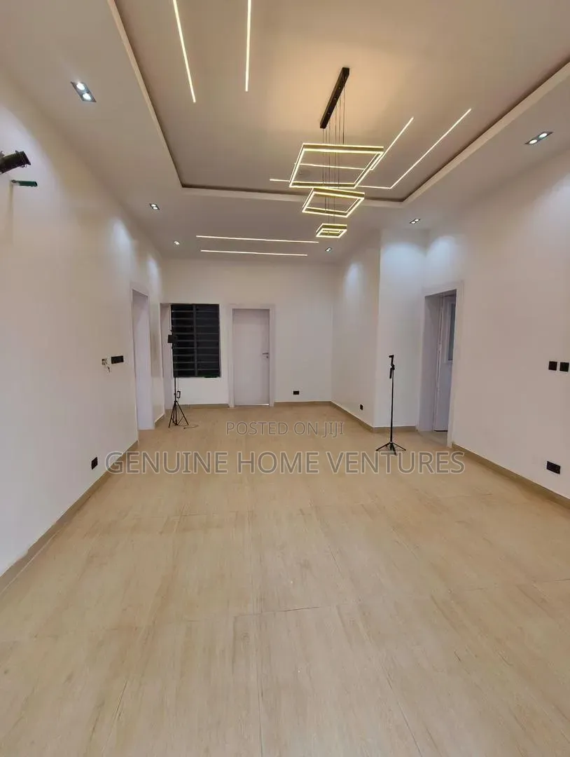 3bdrm Apartment in Ikeja Gra for sale in Ikeja GRA