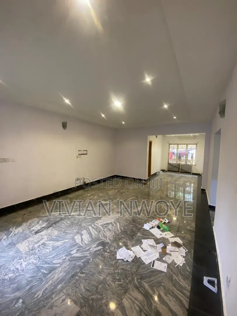 3bdrm Apartment in Lekki Phase 1 for rent in Lekki Phase 1
