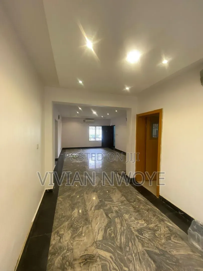 3bdrm Apartment in Lekki Phase 1 for rent in Lekki Phase 1