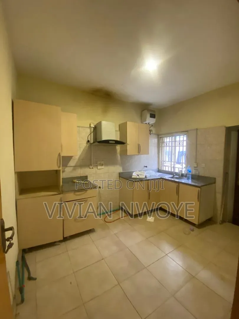 3bdrm Apartment in Lekki Phase 1 for rent in Lekki Phase 1