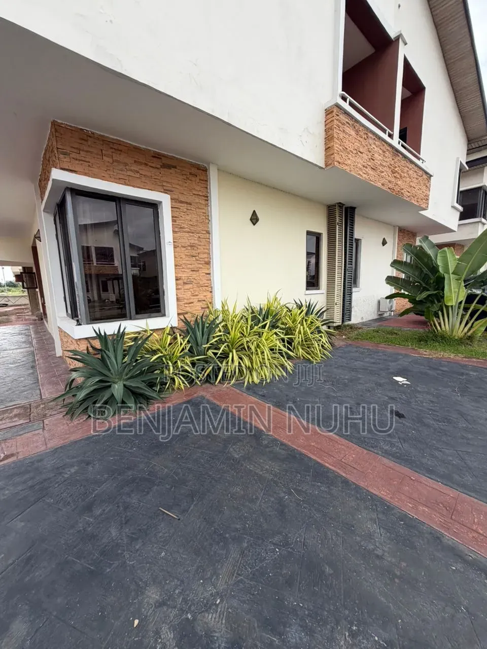 4bdrm Duplex in Creek Heaven Estate, Ikota for rent in Ikota