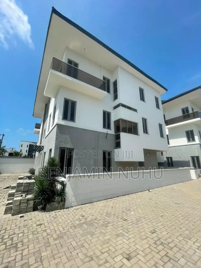 4bdrm Duplex in Victoria Island for rent in Victoria Island Extension
