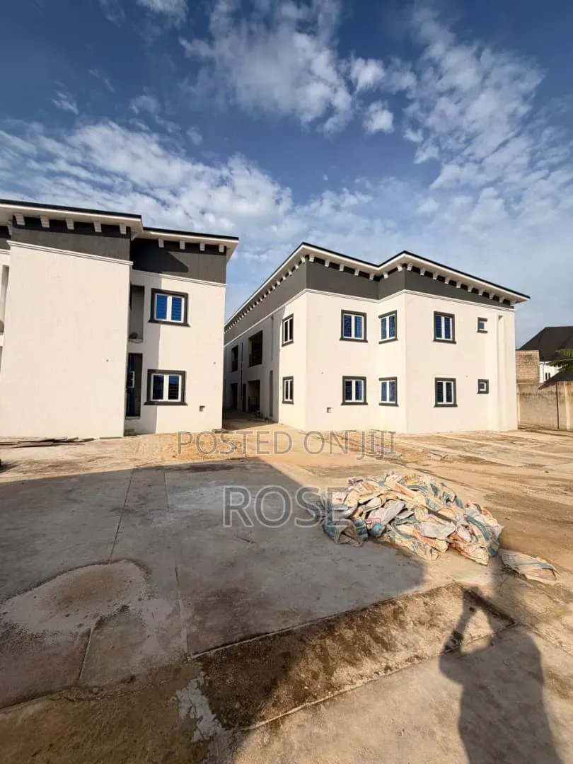 3bdrm Duplex in Shelter Extension, Uyo for rent in Uyo