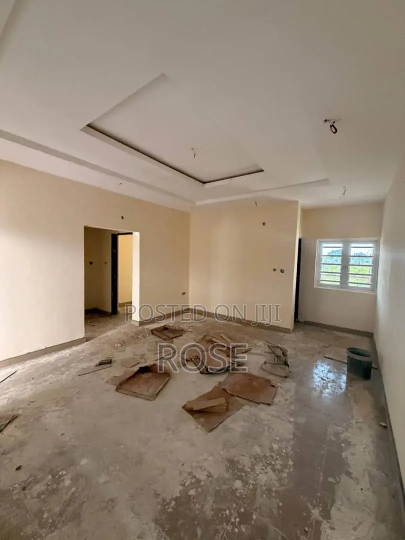 3bdrm Duplex in Shelter Extension, Uyo for rent in Uyo