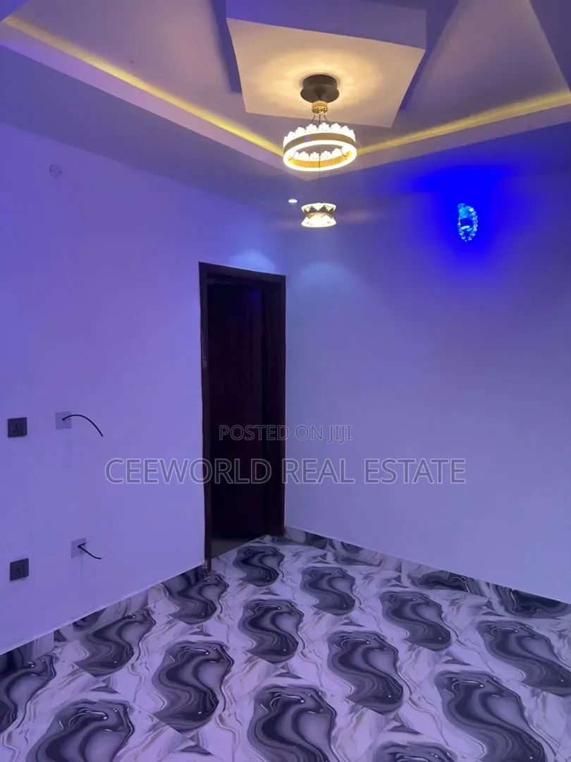 1bdrm Apartment in Ajufo Estate Elebu, Akala Express for rent in Akala Express