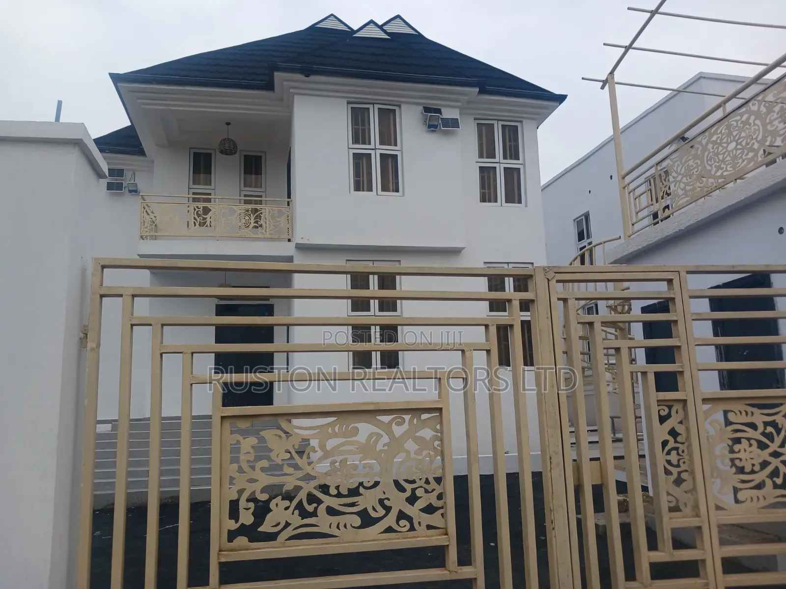 4bdrm Duplex in Bodija for rent in Bodija
