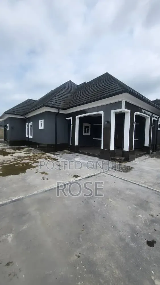 1bdrm Bungalow in Eka Etinan, Uyo for rent in Uyo