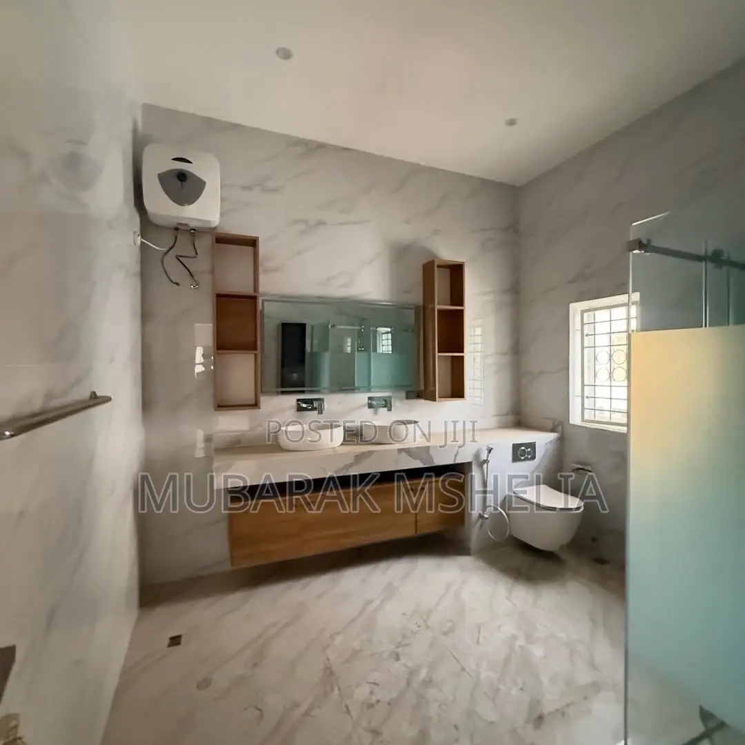 7bdrm Duplex in Jabi for sale in Jabi