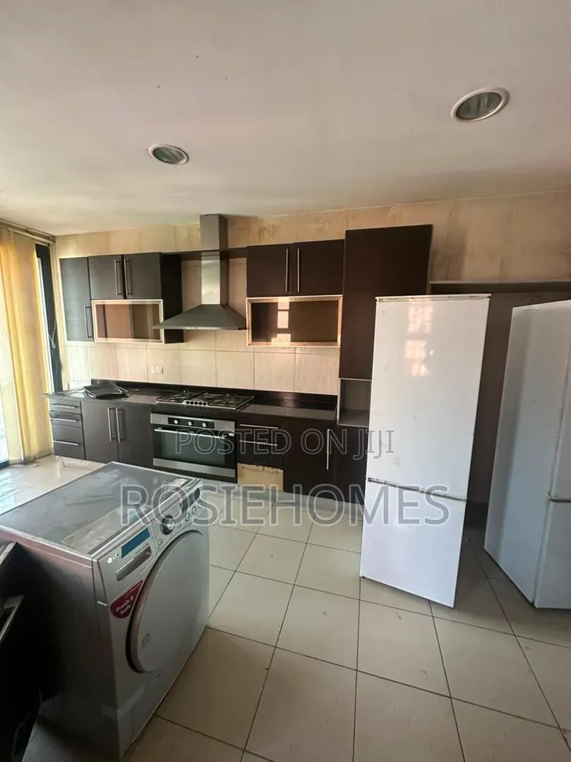 4bdrm Duplex in Banana Island for rent in Banana Island
