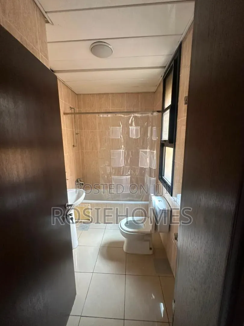 4bdrm Duplex in Banana Island for rent in Banana Island