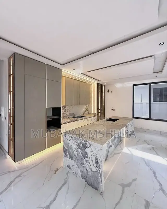 5bdrm Duplex in Katampe Extension for sale in Katampe Extension
