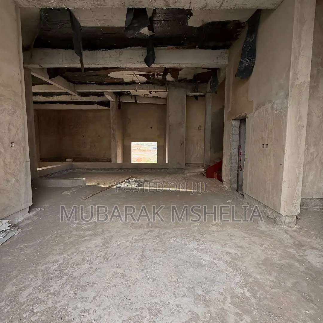 5bdrm Duplex in Katampe Extension for sale in Katampe Extension
