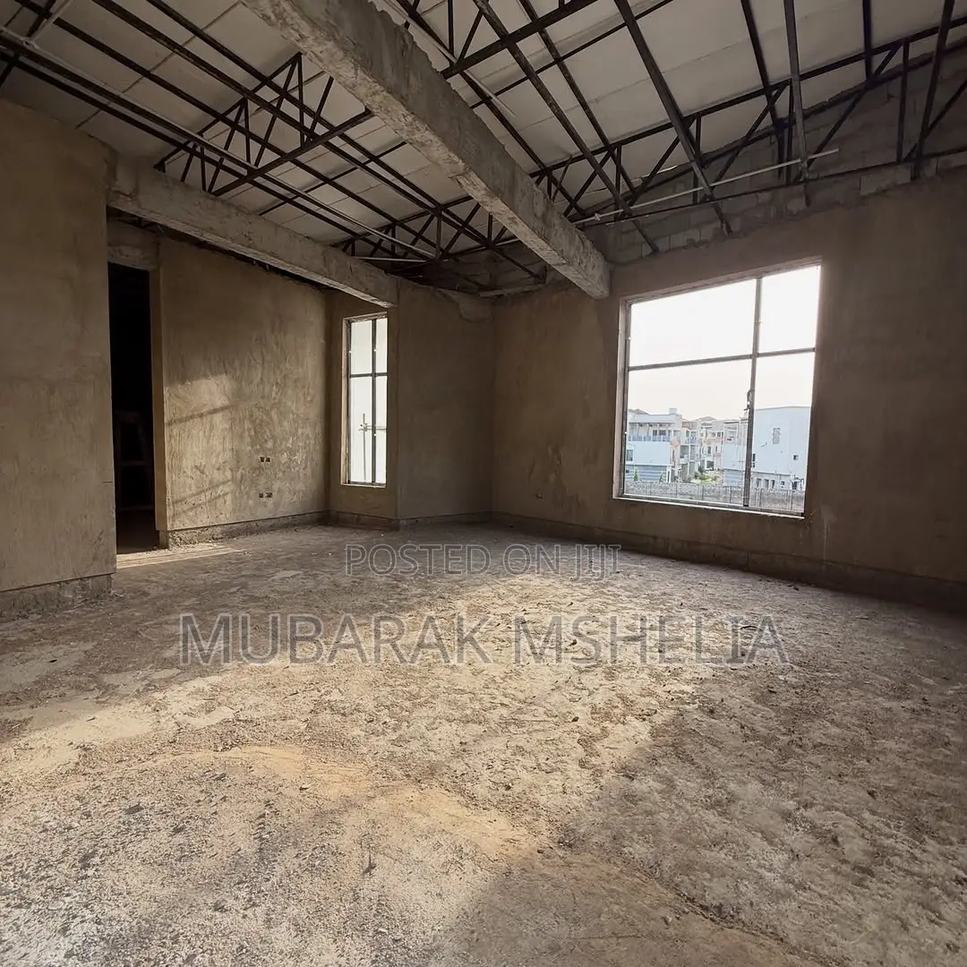 5bdrm Duplex in Katampe Extension for sale in Katampe Extension