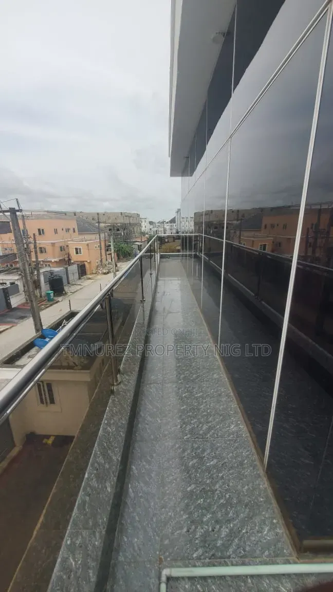 3bdrm Apartment in Chevron for rent in Chevron