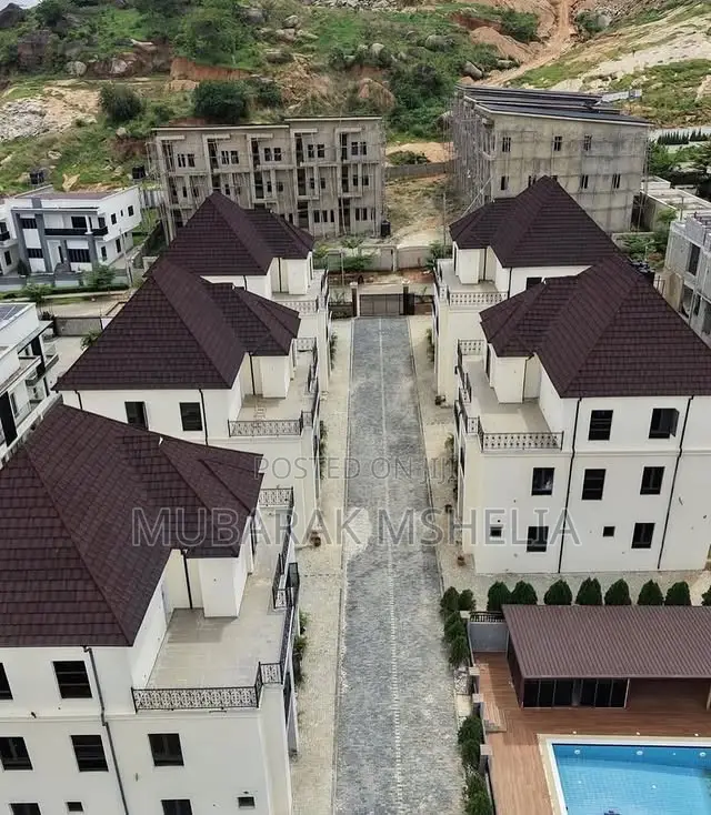 5bdrm Duplex in Katampe Extension for sale in Katampe Extension