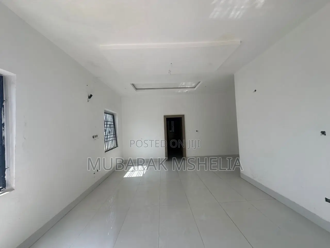 5bdrm Duplex in Jahi for sale in Jahi