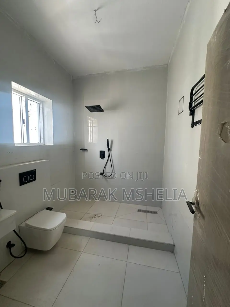 5bdrm Duplex in Jahi for sale in Jahi
