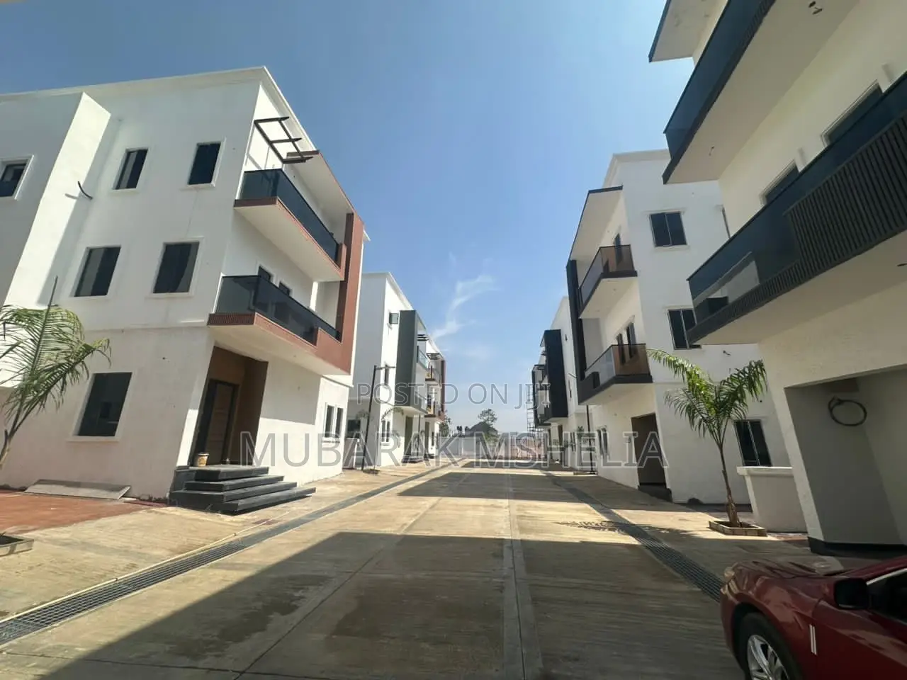 5bdrm Duplex in Jahi for sale in Jahi